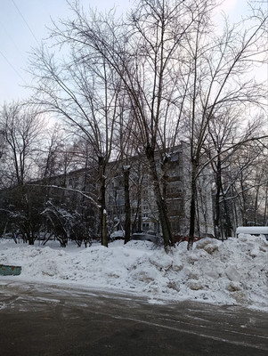 Сдам однокомнатную (1-комн.) квартиру, Керченская ул, 3к1, Москва г