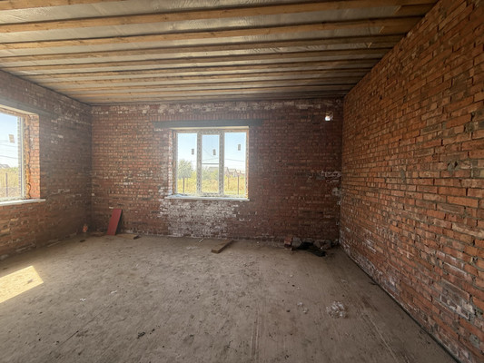 Продам дом, Нефтяников ул, Славянск-на-Кубани г, 0 км от города