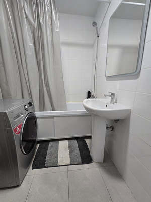 Продам двухкомнатную (2-комн.) квартиру, Волоколамское ш, 24к1, Москва г