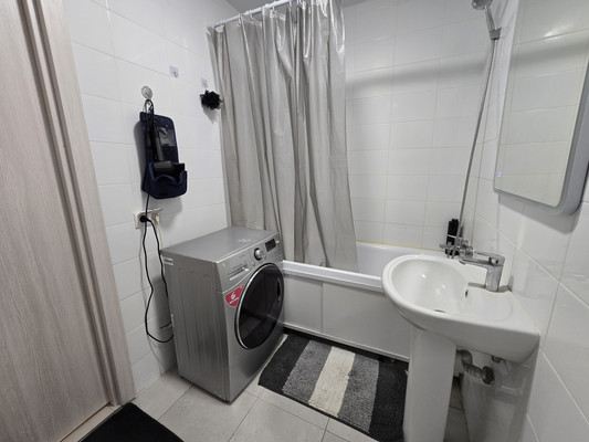 Продам двухкомнатную (2-комн.) квартиру, Волоколамское ш, 24к1, Москва г