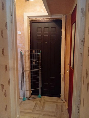 Продам однокомнатную (1-комн.) квартиру, Армейская ул, 12а, Алексин г