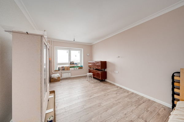 Продам трехкомнатную (3-комн.) квартиру, Южная Битца р-н, 4, Бутово рп