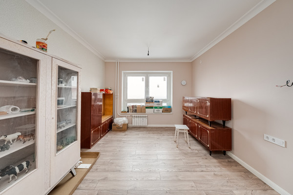 Продам трехкомнатную (3-комн.) квартиру, Южная Битца р-н, 4, Бутово рп