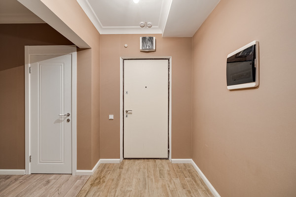 Продам трехкомнатную (3-комн.) квартиру, Южная Битца р-н, 4, Бутово рп