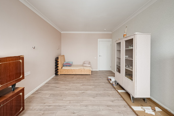 Продам трехкомнатную (3-комн.) квартиру, Южная Битца р-н, 4, Бутово рп