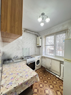 Продам трехкомнатную (3-комн.) квартиру, Шалушкинская ул, 3, Нальчик г