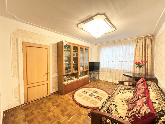 Продам трехкомнатную (3-комн.) квартиру, Шалушкинская ул, 3, Нальчик г