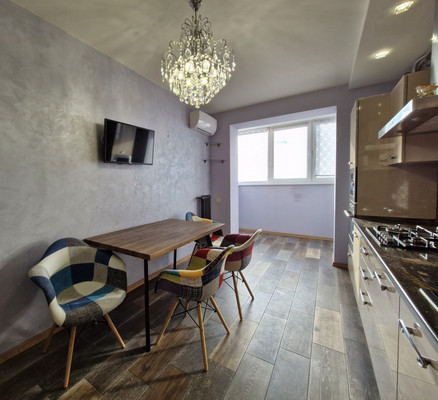 Продам двухкомнатную (2-комн.) квартиру, Отдельская ул, 257Б, Славянск-на-Кубани г