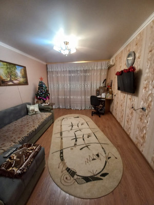 Продам трехкомнатную (3-комн.) квартиру, Индустриальная ул, 16, Волгодонск г