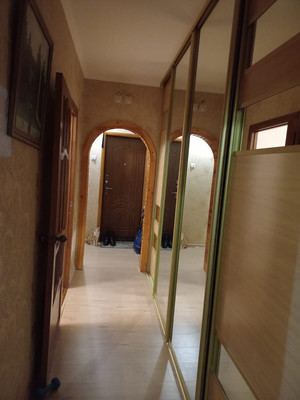 Продам трехкомнатную (3-комн.) квартиру, Индустриальная ул, 16, Волгодонск г