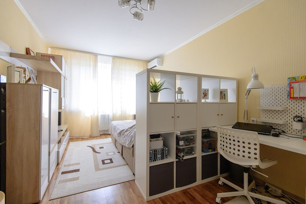 Продам однокомнатную (1-комн.) квартиру, Платона Кляты ул, 17, Ростов-на-Дону г