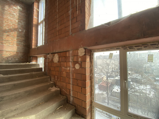 Продам трехкомнатную (3-комн.) квартиру, 2 Таманской Дивизии ул, 65, Нальчик г