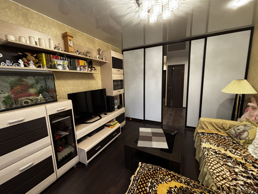 Продам двухкомнатную (2-комн.) квартиру, Морозова ул, 29, Сыктывкар г