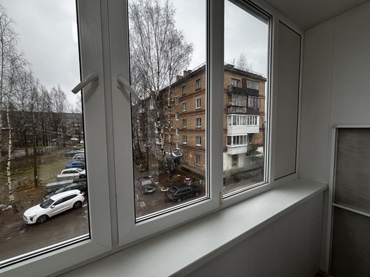 Продам двухкомнатную (2-комн.) квартиру, Морозова ул, 29, Сыктывкар г