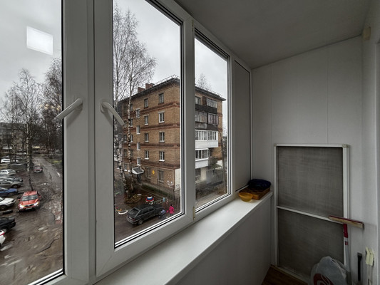 Продам двухкомнатную (2-комн.) квартиру, Морозова ул, 29, Сыктывкар г