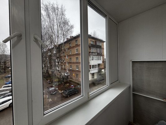 Продам двухкомнатную (2-комн.) квартиру, Морозова ул, 29, Сыктывкар г