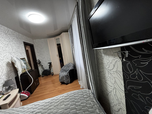 Продам двухкомнатную (2-комн.) квартиру, Морозова ул, 29, Сыктывкар г