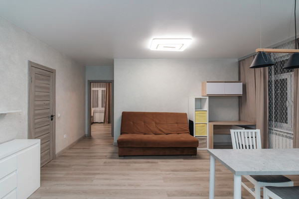 Продам двухкомнатную (2-комн.) квартиру, Строителей ул, 111, Ханты-Мансийск г