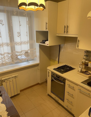 Продам трехкомнатную (3-комн.) квартиру, Приморское ш, 595аО, Зеленогорск г