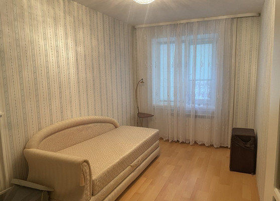 Продам трехкомнатную (3-комн.) квартиру, Приморское ш, 595аО, Зеленогорск г