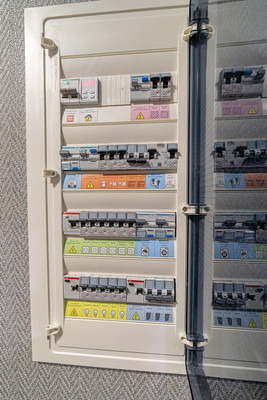 Продам трехкомнатную (3-комн.) квартиру, Измайлова ул, 58кА, Пенза г