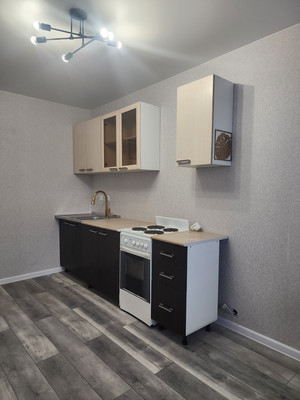 Продам однокомнатную (1-комн.) квартиру, Петропавловская ул, 13, Новоселье гп