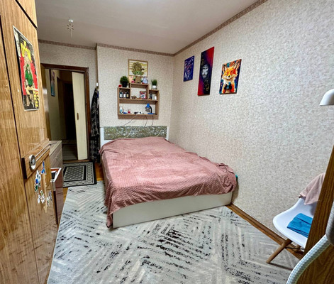 Продам трехкомнатную (3-комн.) квартиру, им. Тургенева ул, 144, Краснодар г