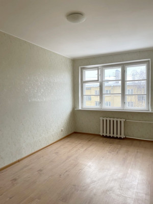 Продам трехкомнатную (3-комн.) квартиру, Лесной пр-кт, 37Дк4, Санкт-Петербург г