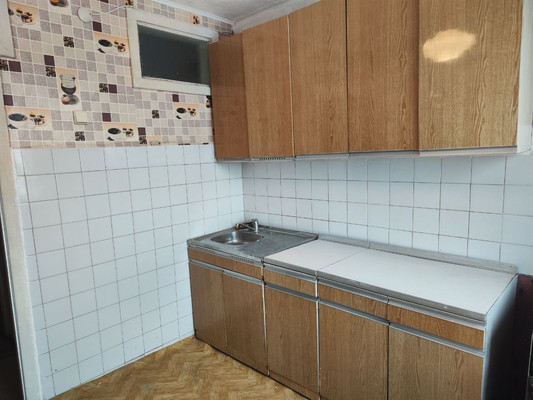 Продам двухкомнатную (2-комн.) квартиру, Симферопольская ул, 6, Армянск г