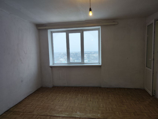 Продам двухкомнатную (2-комн.) квартиру, Симферопольская ул, 6, Армянск г