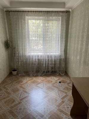 Продам двухкомнатную (2-комн.) квартиру, Кечкеметская ул, 97, Симферополь г