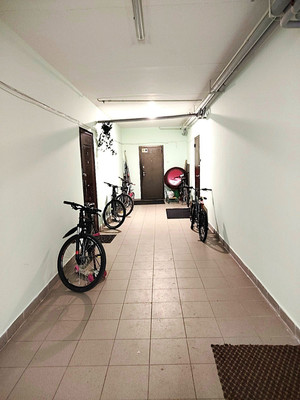 Продам однокомнатную (1-комн.) квартиру, Орджоникидзе ул, 40, Сыктывкар г