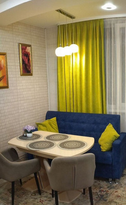 Продам двухкомнатную (2-комн.) квартиру, Парковая ул, 1к1, Белоглинка с