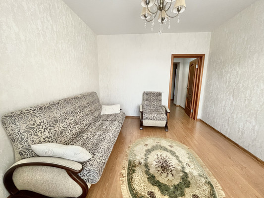 Продам двухкомнатную (2-комн.) квартиру, Мира ул, 52, Ханты-Мансийск г