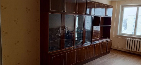 Продам трехкомнатную (3-комн.) квартиру, Школьная ул, 4, Малое Верево д