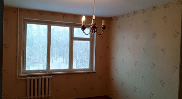 Продам трехкомнатную (3-комн.) квартиру, Школьная ул, 4, Малое Верево д