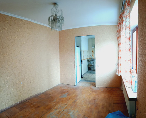 Продам двухкомнатную (2-комн.) квартиру, Киевская ул, 131, Симферополь г