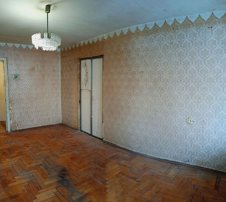 Продам двухкомнатную (2-комн.) квартиру, Киевская ул, 131, Симферополь г