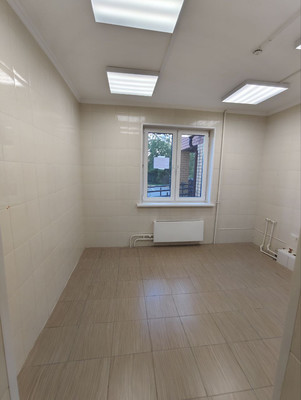 Продам торговое помещение 122 м2, Баулинская (Новые Островцы мкр) ул, 13, Островцы д