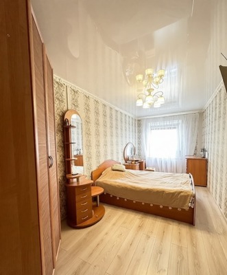 Продам двухкомнатную (2-комн.) квартиру, Космическая ул, 32, Калининград г