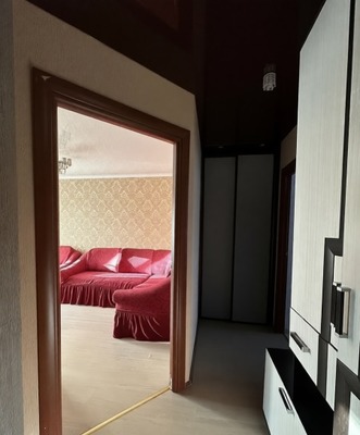 Продам двухкомнатную (2-комн.) квартиру, Космическая ул, 32, Калининград г