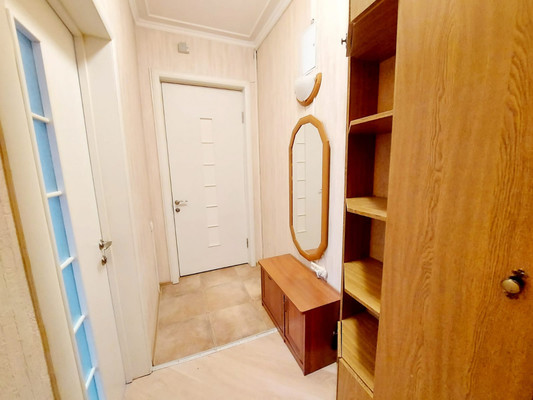 Продам двухкомнатную (2-комн.) квартиру, Академика Комарова ул, 18, Москва г