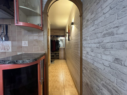 Продам трехкомнатную (3-комн.) квартиру, Борисовские Пруды ул, 16к1, Москва г