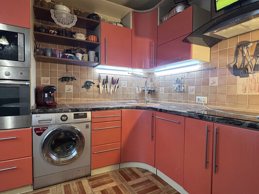 Продам трехкомнатную (3-комн.) квартиру, Борисовские Пруды ул, 16к1, Москва г