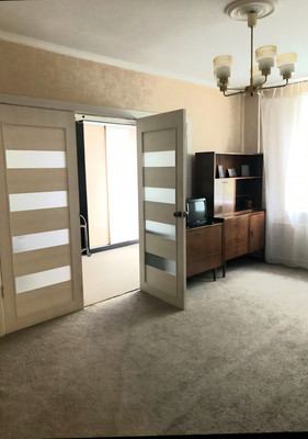 Продам трехкомнатную (3-комн.) квартиру, Энгельса пр-кт, 96О, Санкт-Петербург г