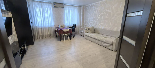 Продам двухкомнатную (2-комн.) квартиру, Четаева ул, 10, Казань г