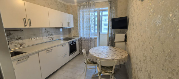 Продам двухкомнатную (2-комн.) квартиру, Четаева ул, 10, Казань г