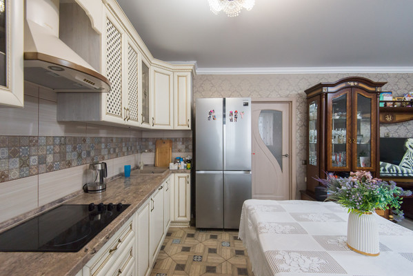 Продам трехкомнатную (3-комн.) квартиру, Жмайлова ул, 4кг, Ростов-на-Дону г