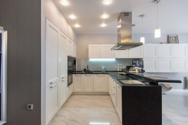 Продам трехкомнатную (3-комн.) квартиру, Чехова пр-кт, 63, Ростов-на-Дону г