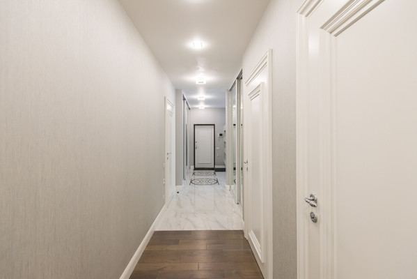 Продам трехкомнатную (3-комн.) квартиру, Чехова пр-кт, 63, Ростов-на-Дону г